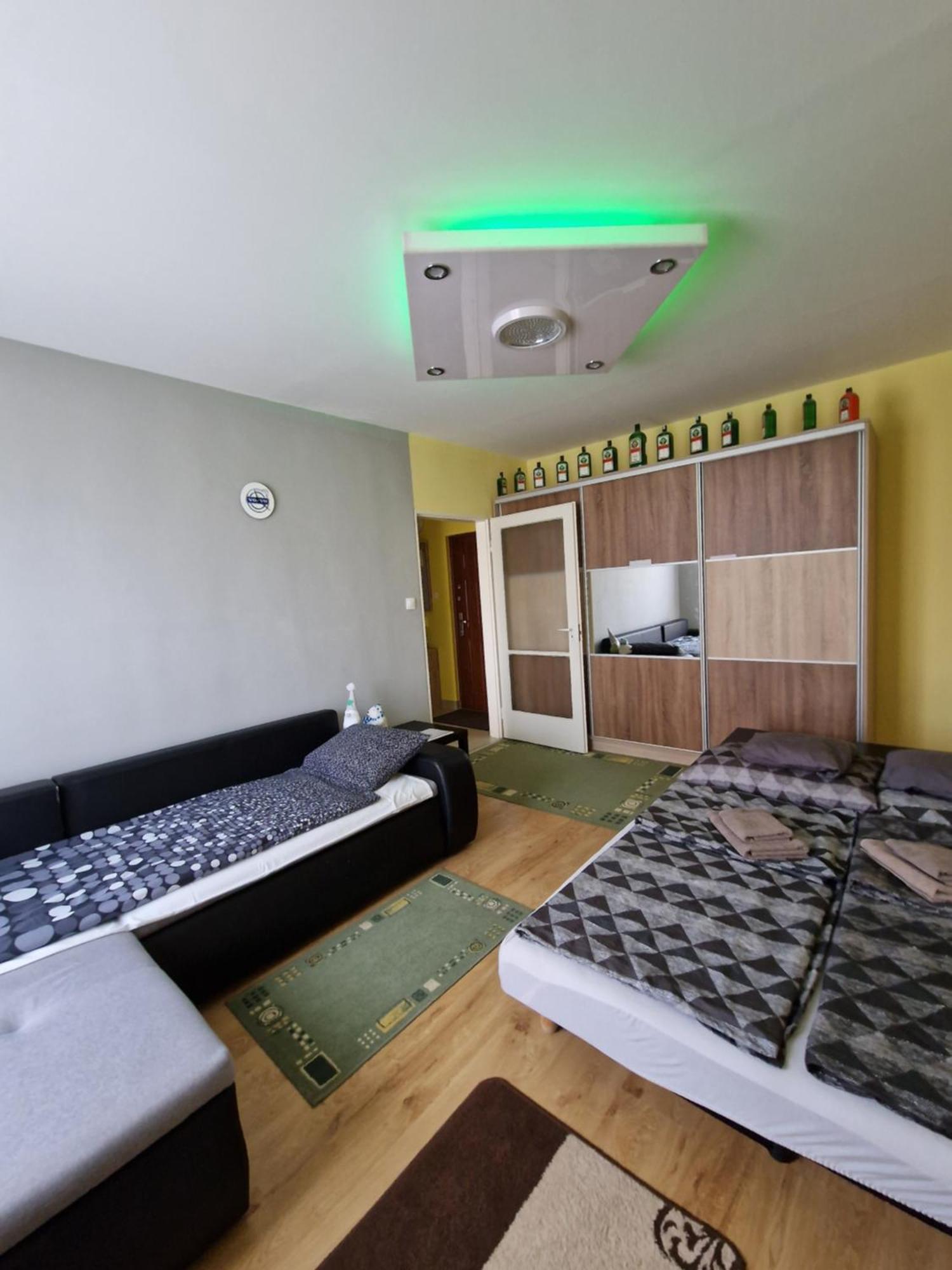 Casa Victoria Lägenhet Pécs Exteriör bild